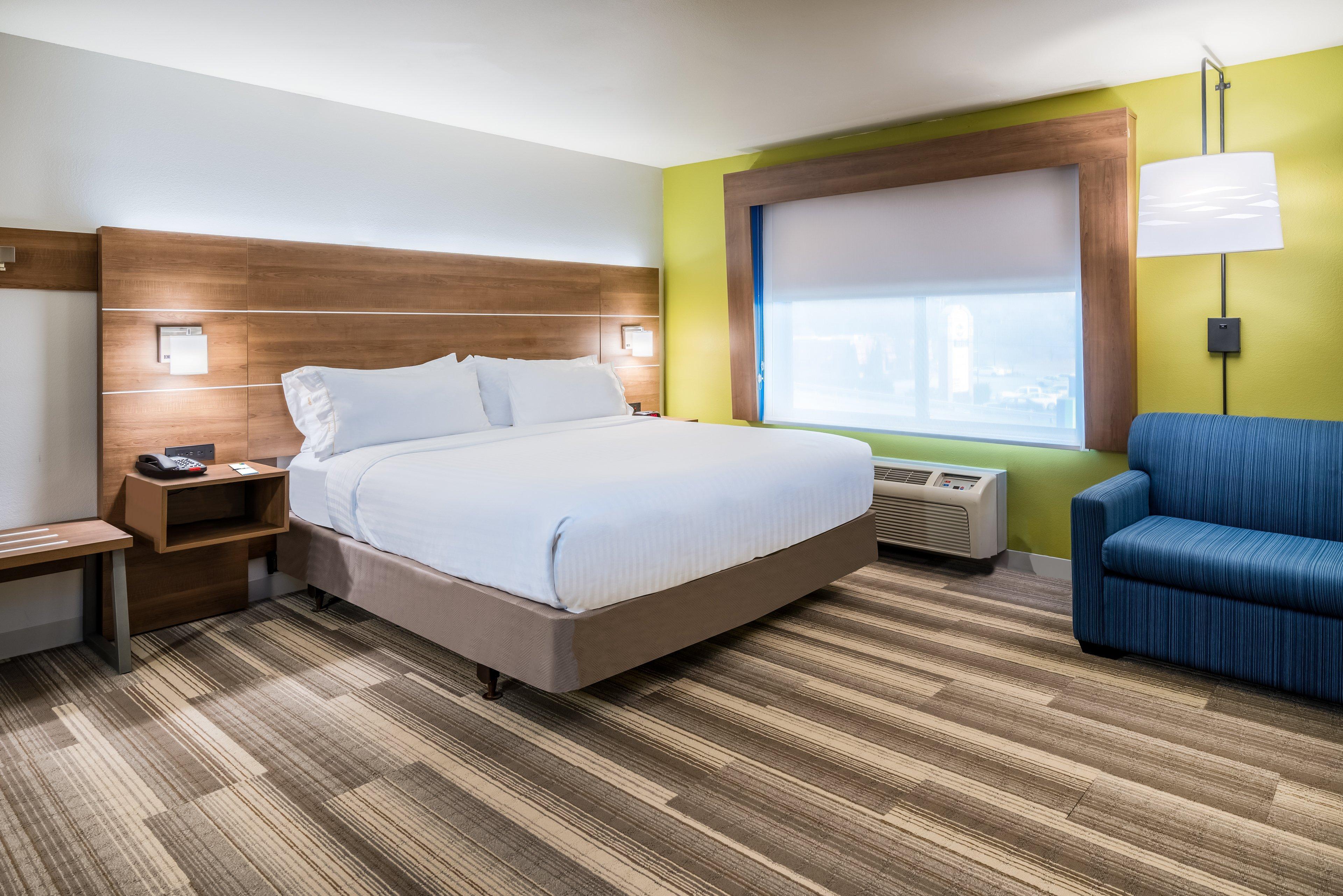 Holiday Inn Express & Suites Rocky Mount Smith Mountain Lake By Ihg Exterior foto